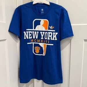 Adidas New York MCMXLVI Knicks NBA Basketball Blue T-Shirt Men's M